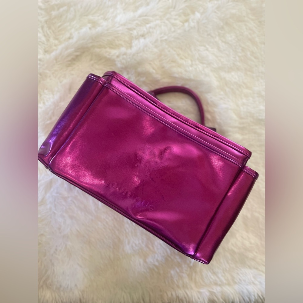 Younique purse